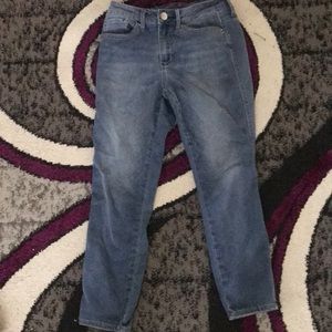 Blue Jeans .